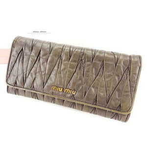 Miu Miu long Wallet matelass brown leather accessory